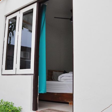 Guraidhoo Inn Room photo