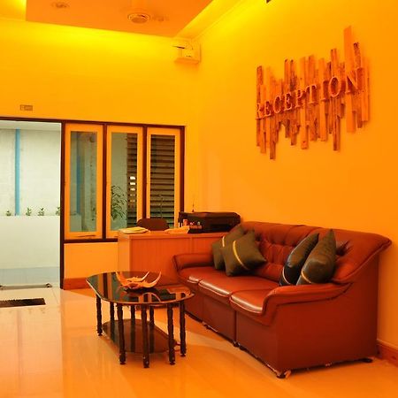 Guraidhoo Inn Exterior photo
